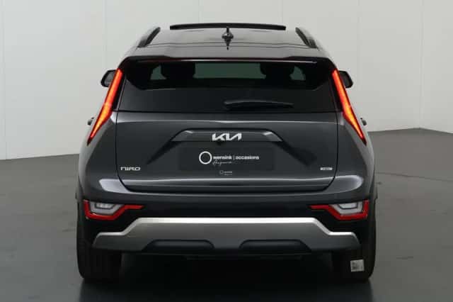 Kia Niro (2023) thumbnail 4