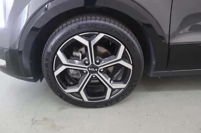 Kia Niro (2023) thumbnail 45