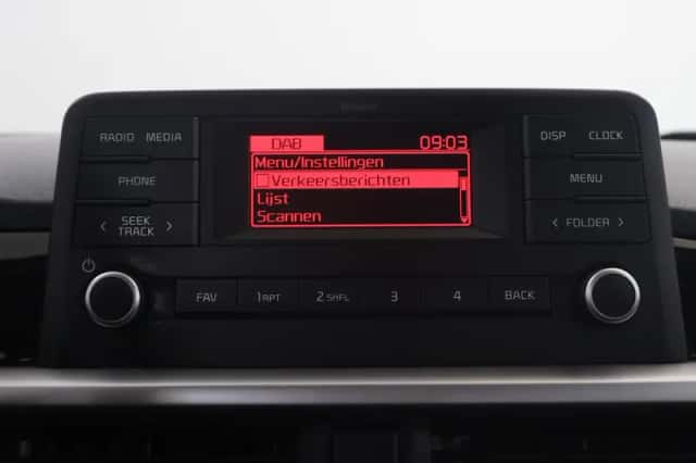 Kia Picanto (2021) thumbnail 16