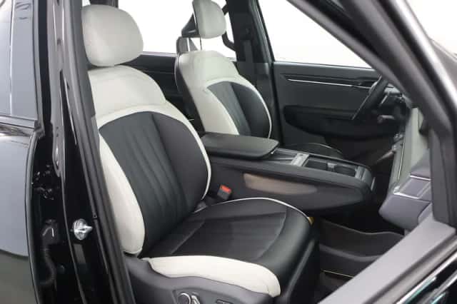 Kia EV9 (2025) thumbnail 10