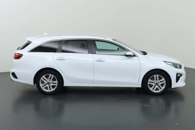 Kia Ceed Sportswagon (2021) thumbnail 6