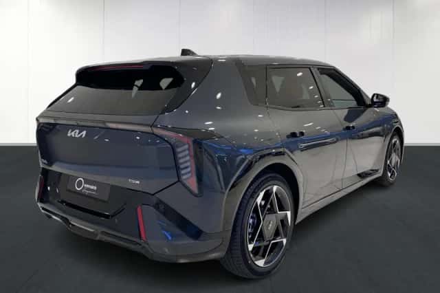 Kia EV4 (2026) thumbnail 2