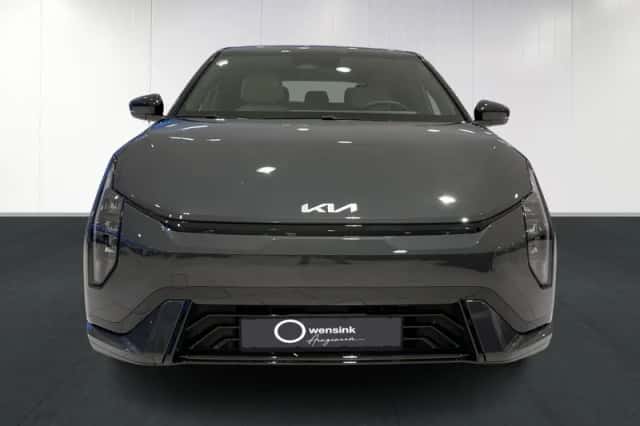 Kia EV4 (2026) thumbnail 3