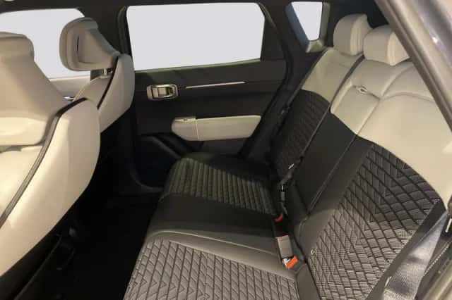 Kia EV4 (2026) thumbnail 10
