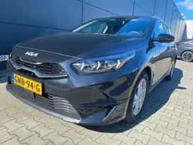 Kia Ceed (2024) thumbnail 3