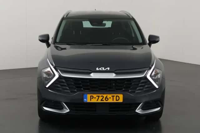 Kia Sportage (2022) thumbnail 3