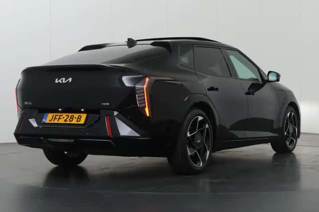 Kia EV4 (2025) thumbnail 2