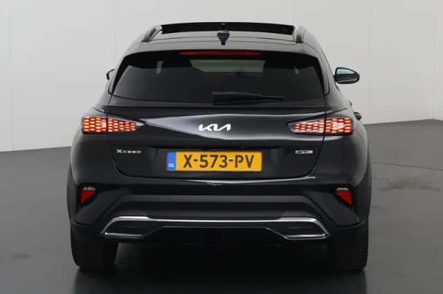 Kia XCeed (2024) thumbnail 4