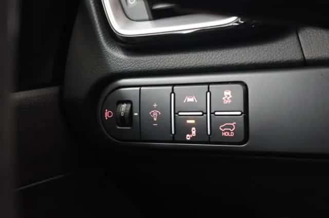 Kia XCeed (2024) thumbnail 32