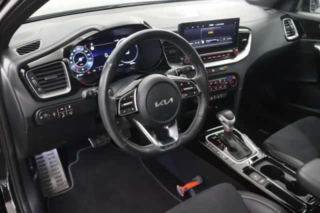 Kia XCeed (2024) thumbnail 7