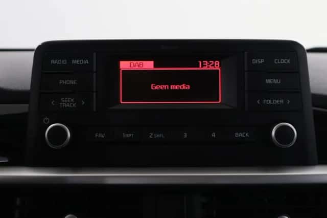 Kia Picanto (2021) thumbnail 14