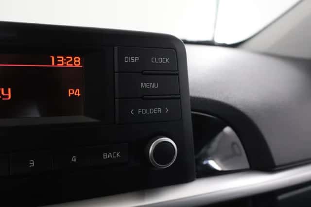 Kia Picanto (2021) thumbnail 18