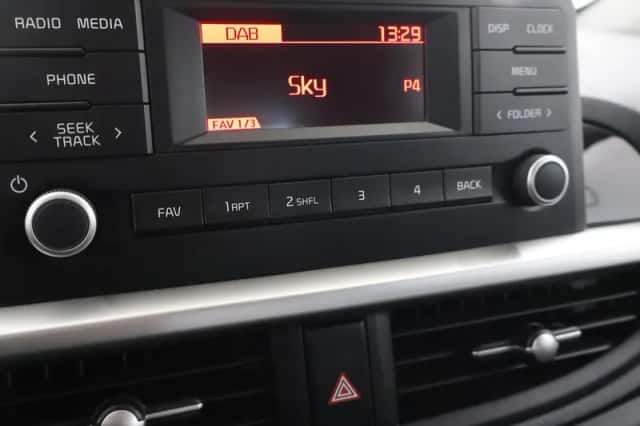 Kia Picanto (2021) thumbnail 19