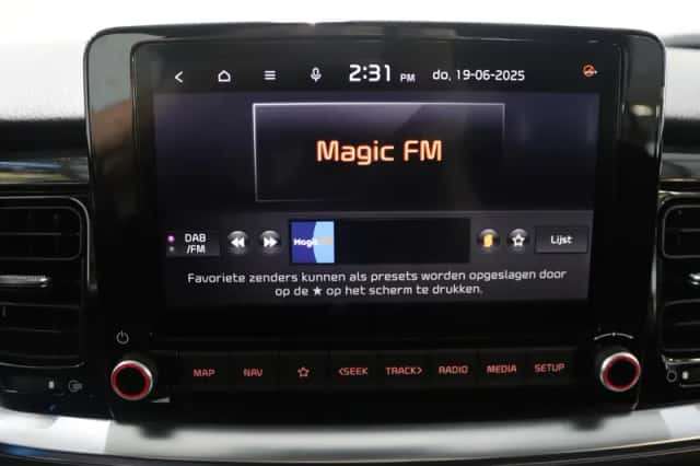 Kia Stonic (2025) thumbnail 17