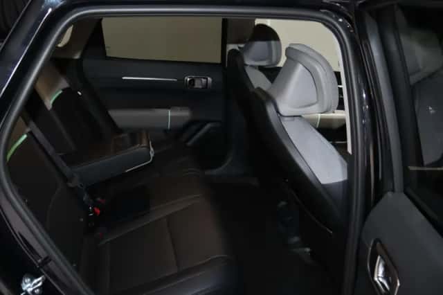 Kia EV4 (2026) thumbnail 8