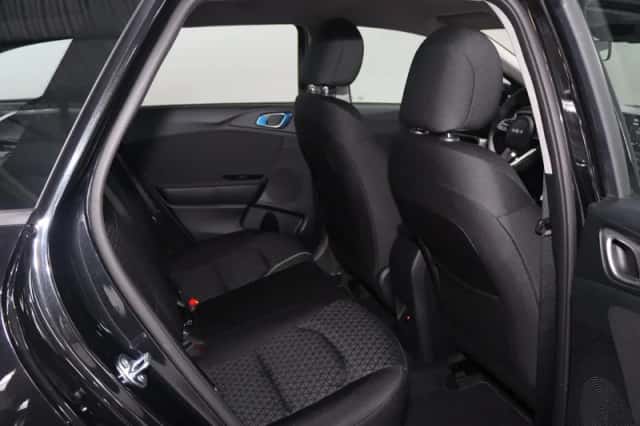 Kia Ceed (2025) thumbnail 8