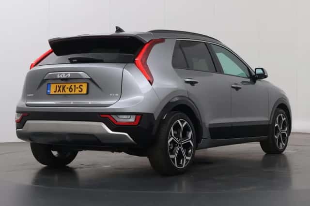 Kia Niro (2025) thumbnail 2