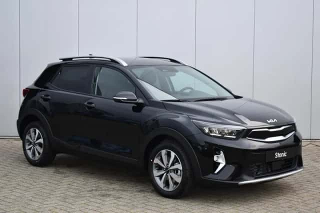 Kia Stonic (2025) thumbnail 3