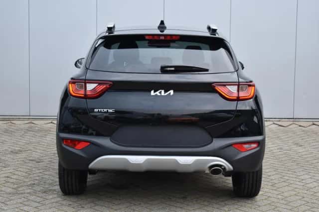 Kia Stonic (2025) thumbnail 6