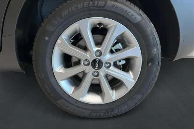 Kia Stonic (2025) thumbnail 22