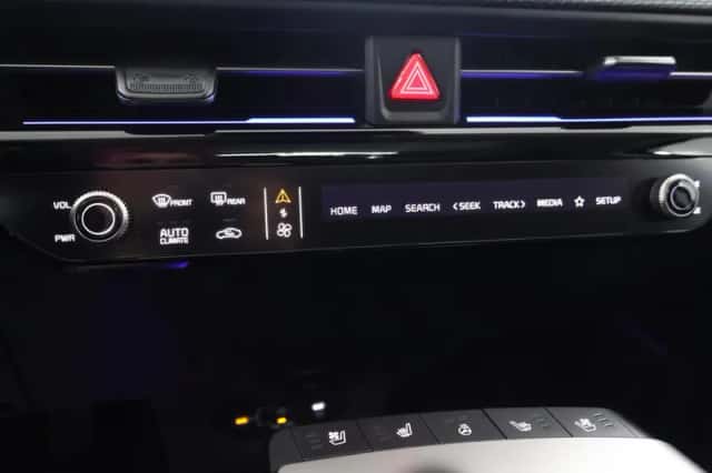 Kia EV6 (2026) thumbnail 16