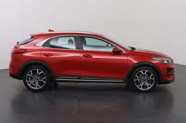 Kia XCeed (2021) thumbnail 6
