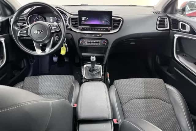 Kia XCeed (2021) thumbnail 8