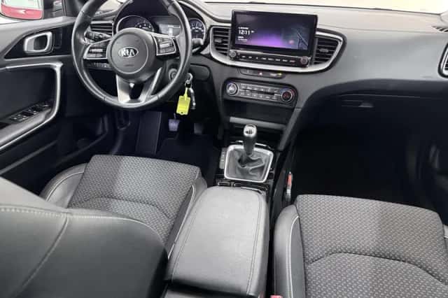 Kia XCeed (2021) thumbnail 9