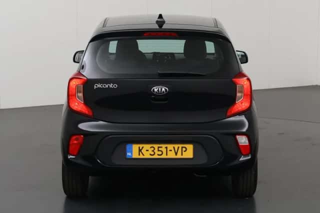 Kia Picanto (2021) thumbnail 4