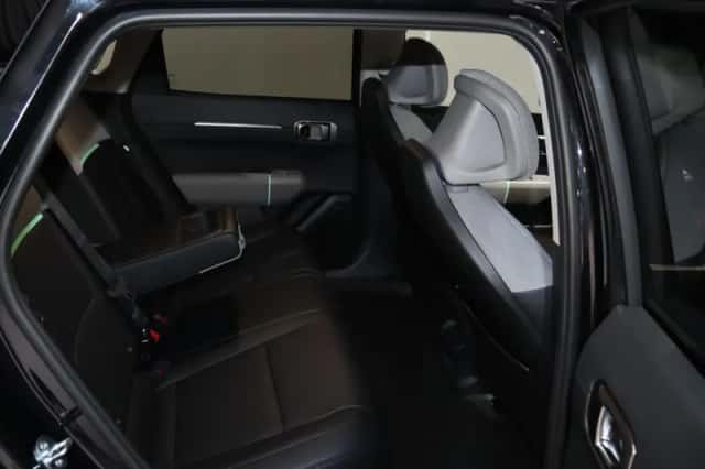 Kia EV4 (2026) thumbnail 8