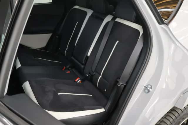 Kia EV6 (2025) thumbnail 11