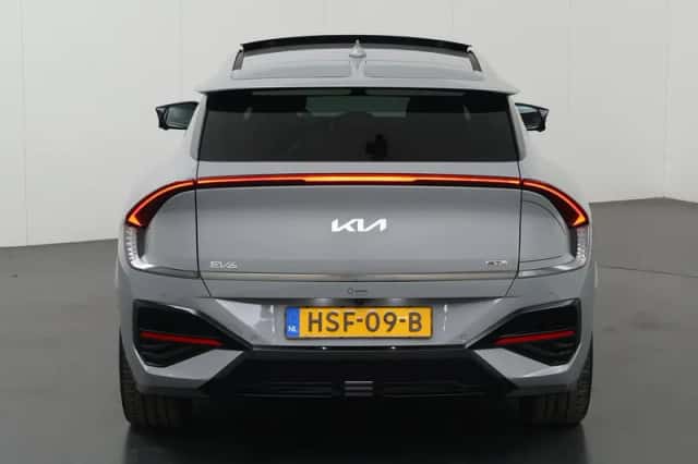 Kia EV6 (2025) thumbnail 4