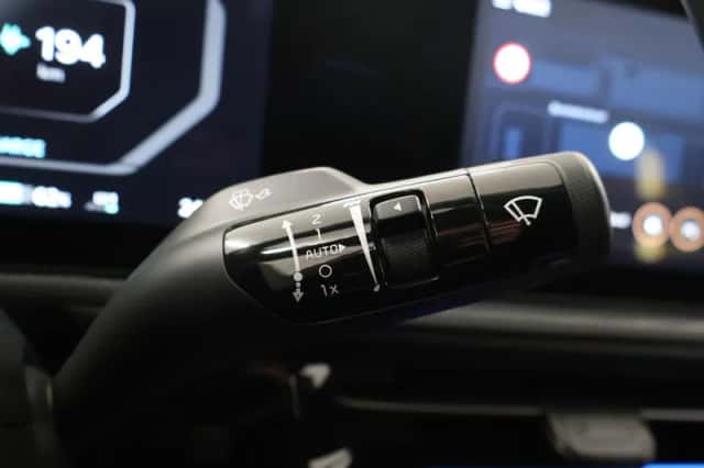 Kia EV6 (2025) thumbnail 32