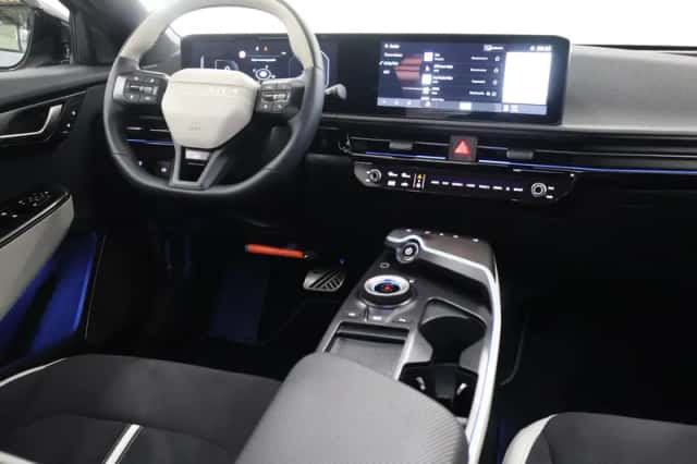 Kia EV6 (2025) thumbnail 9
