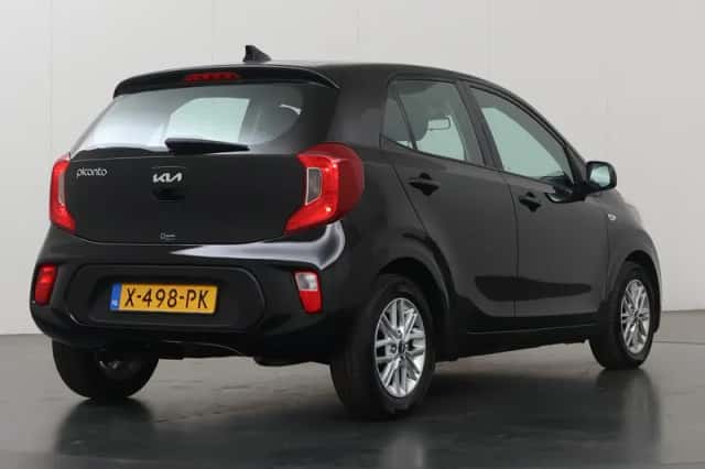 Kia Picanto (2024) thumbnail 2