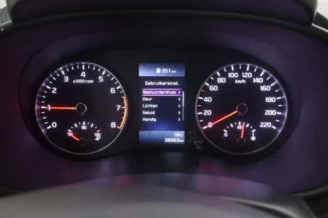 Kia Picanto (2024) thumbnail 12