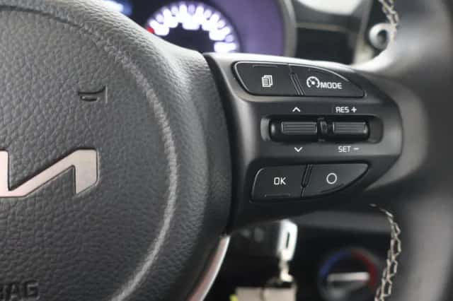 Kia Picanto (2024) thumbnail 21