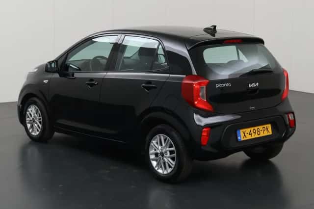 Kia Picanto (2024) thumbnail 22