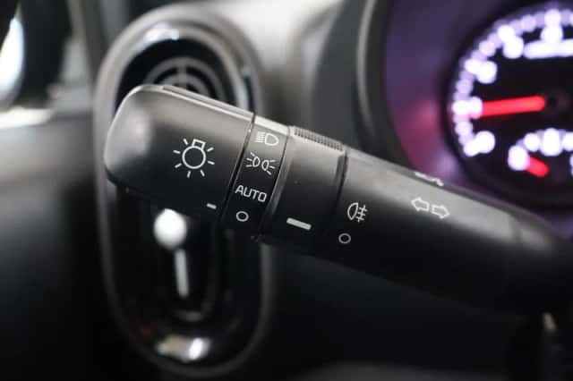Kia Picanto (2024) thumbnail 27