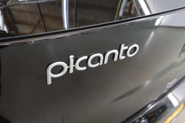 Kia Picanto (2024) thumbnail 32