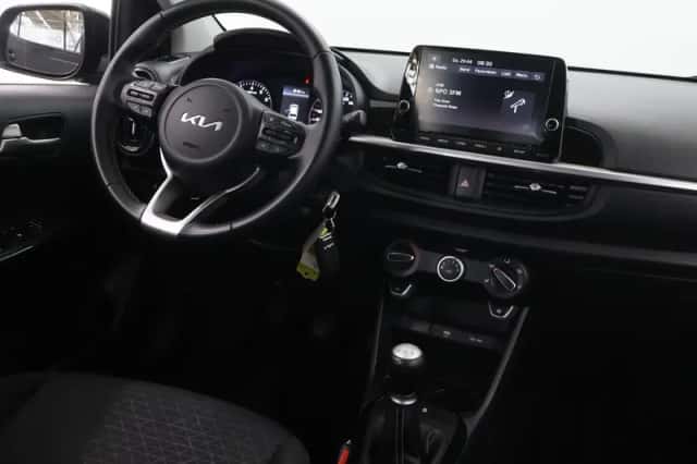 Kia Picanto (2024) thumbnail 9