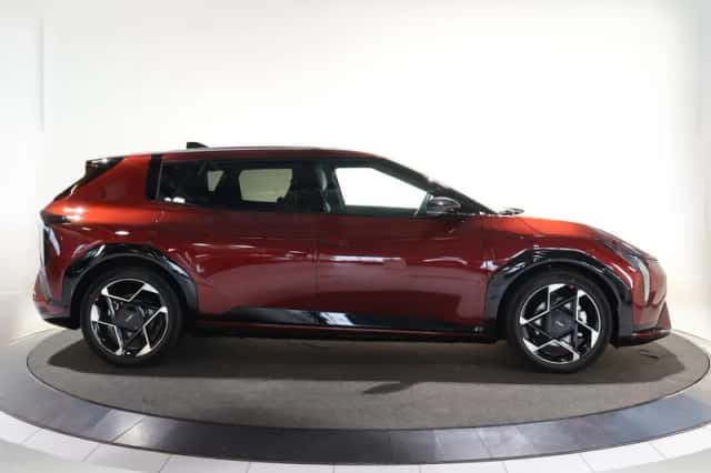 Kia EV4 (2026) thumbnail 6