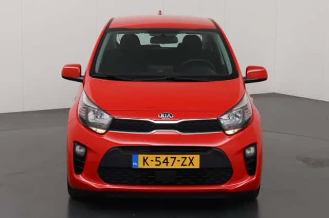 Kia Picanto (2021) thumbnail 3