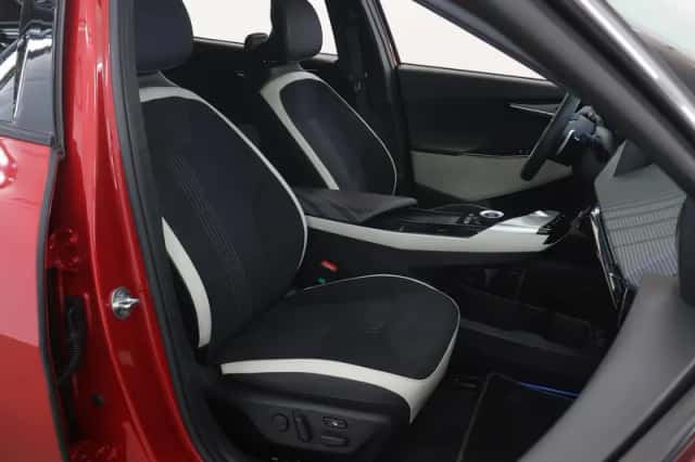 Kia EV6 (2022) thumbnail 11
