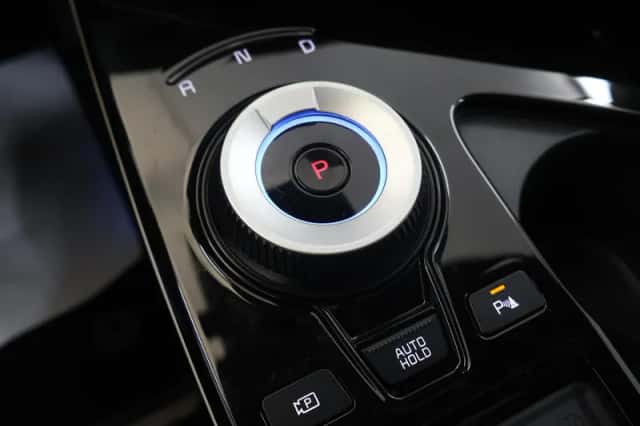 Kia EV6 (2022) thumbnail 24