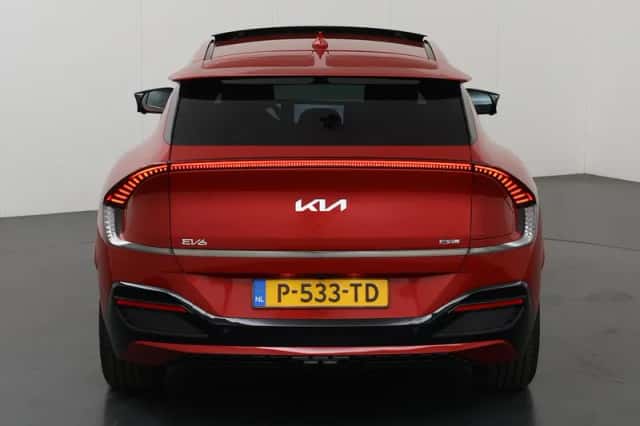 Kia EV6 (2022) thumbnail 4