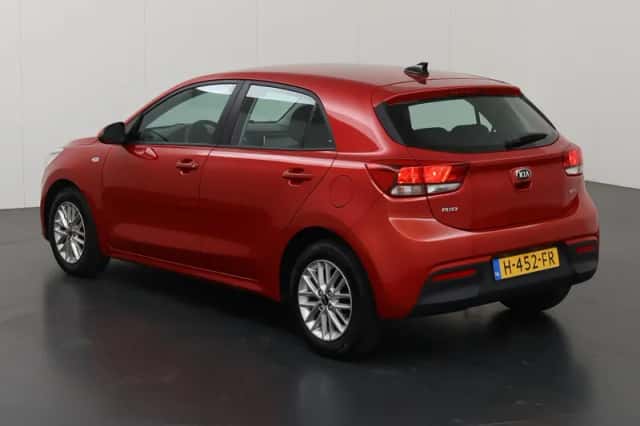 Kia Rio (2020) thumbnail 22