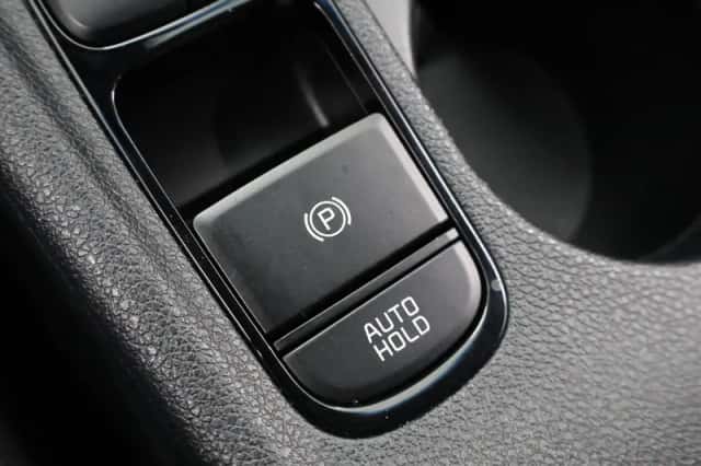 Kia Niro (2021) thumbnail 24