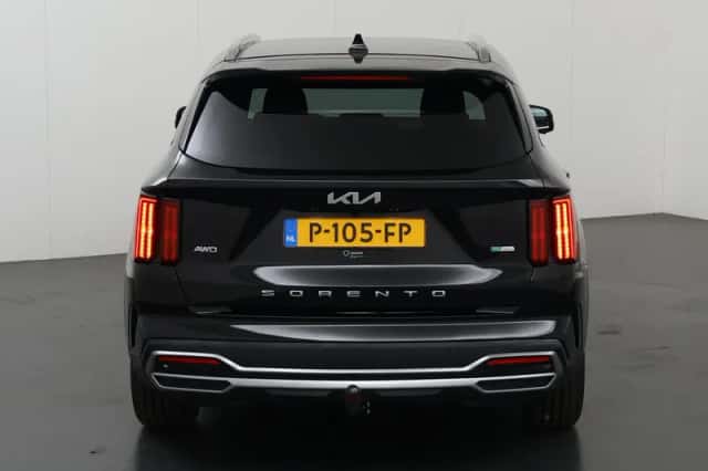 Kia Sorento (2022) thumbnail 4
