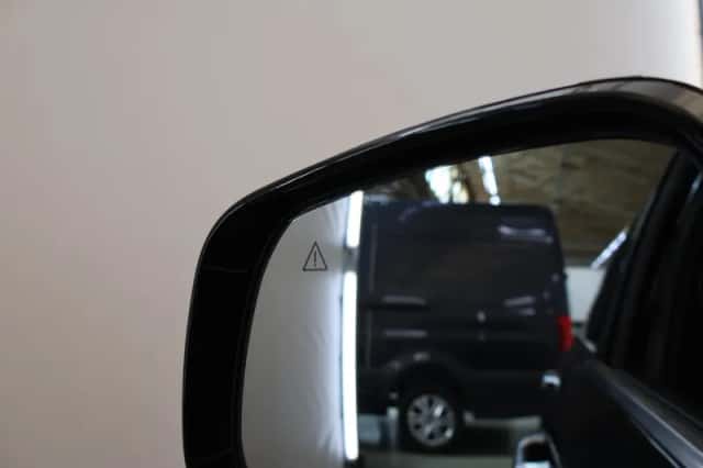 Kia Sorento (2022) thumbnail 41
